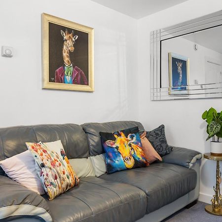 Westminster Classic Massionette London Luaran gambar