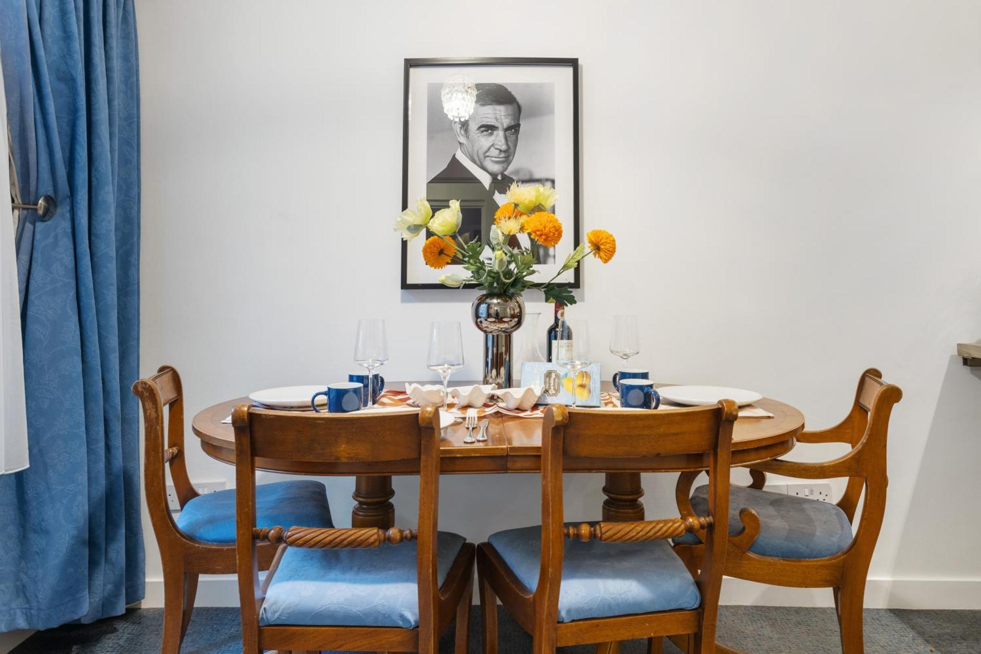 Westminster Classic Massionette London Luaran gambar